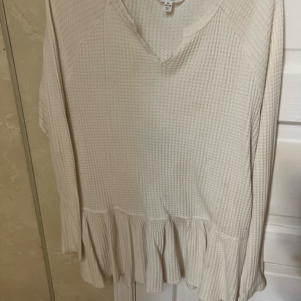 Women's Cream V-Neck Top